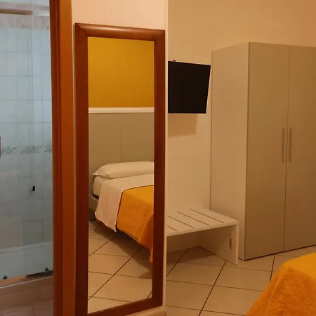 Apart-hotel Flora