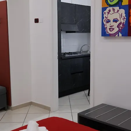 Villa Flora Ξενοδοχείο με διαμερίσματα 3*