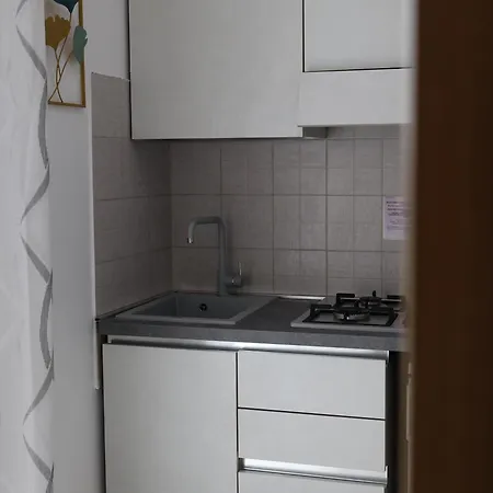 弗洛拉别墅酒店 庞贝