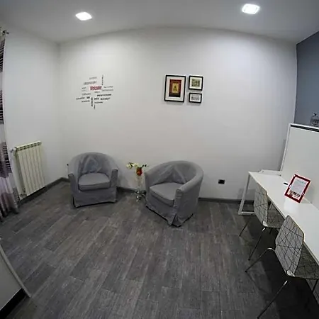 Villa Flora Aparthotel